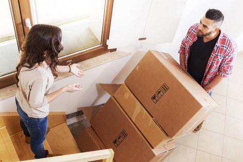 Local moving truck for Paddington home and office relocations